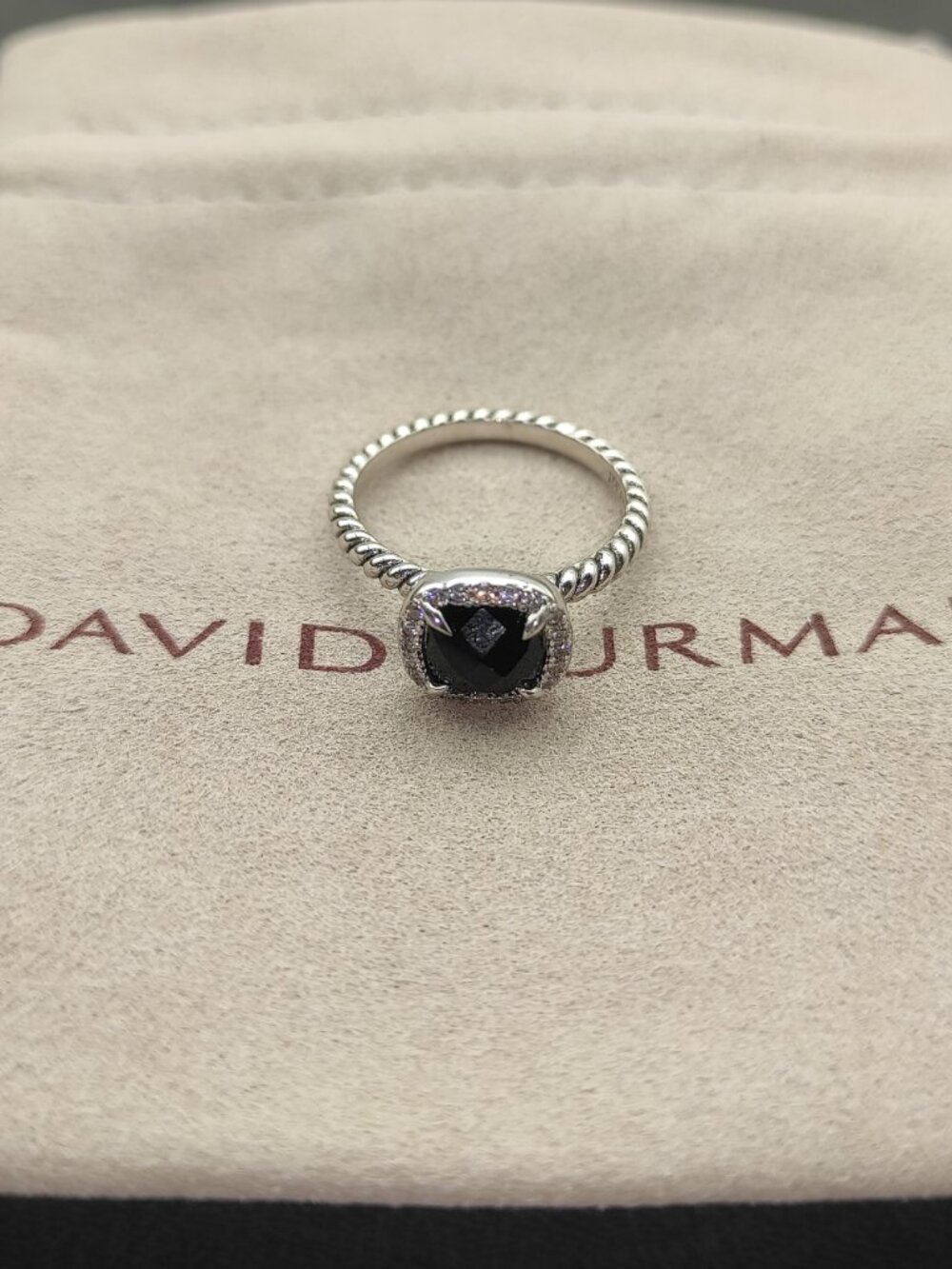 David Yurman 925 Silver Ring with Original Pouch